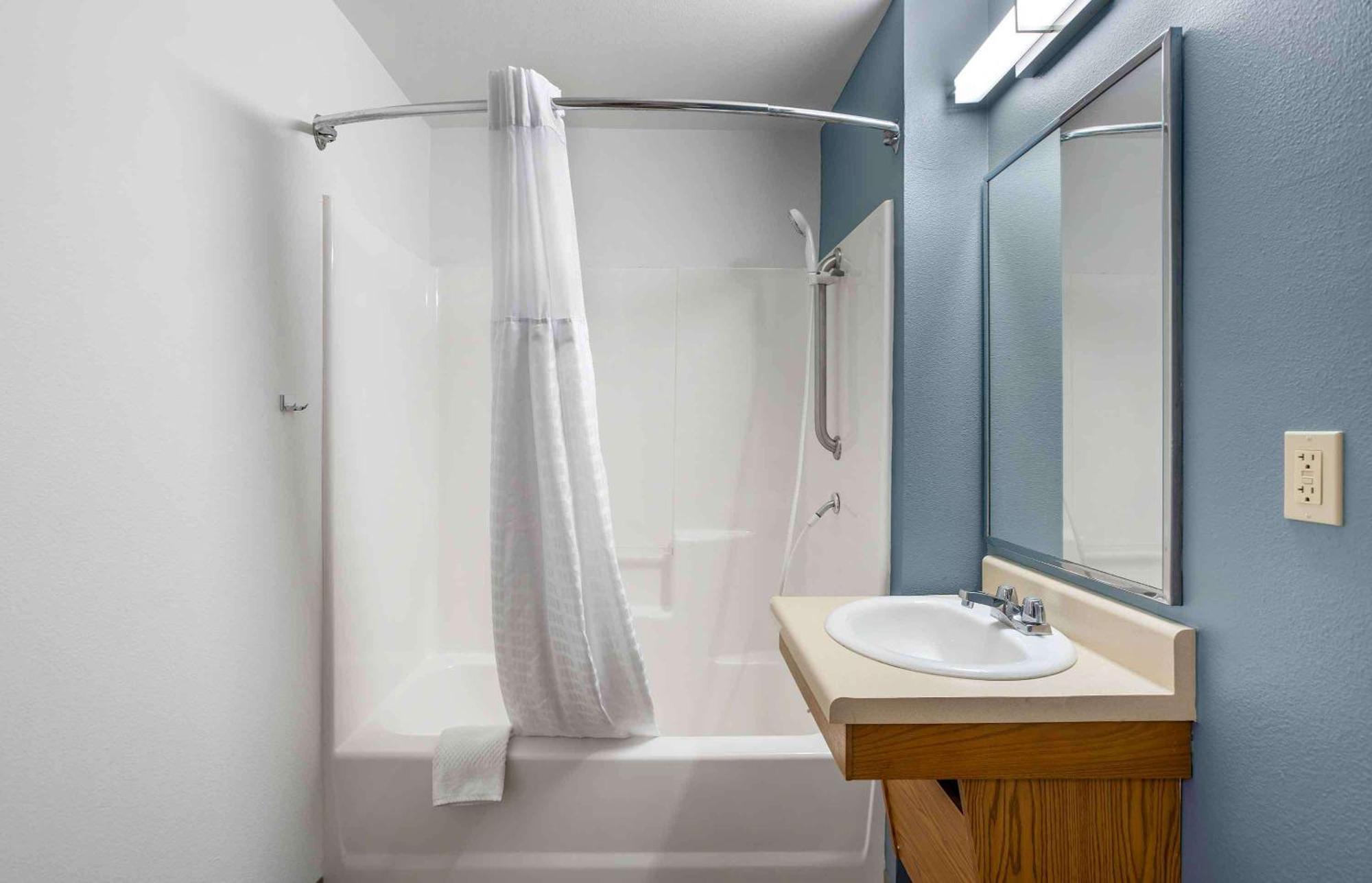 Extended Stay America Select Suites - Orlando - East Esterno foto