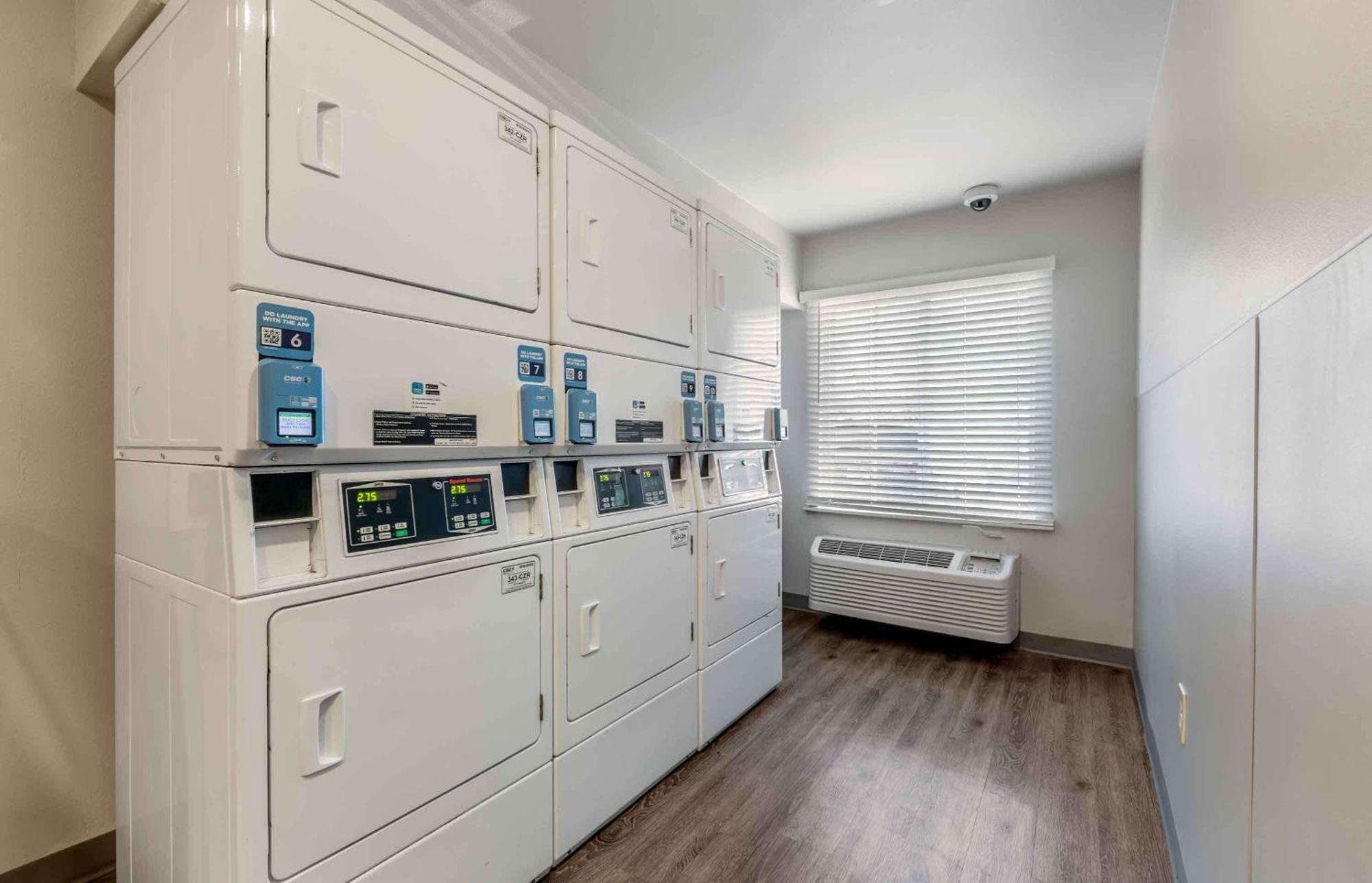 Extended Stay America Select Suites - Orlando - East Esterno foto