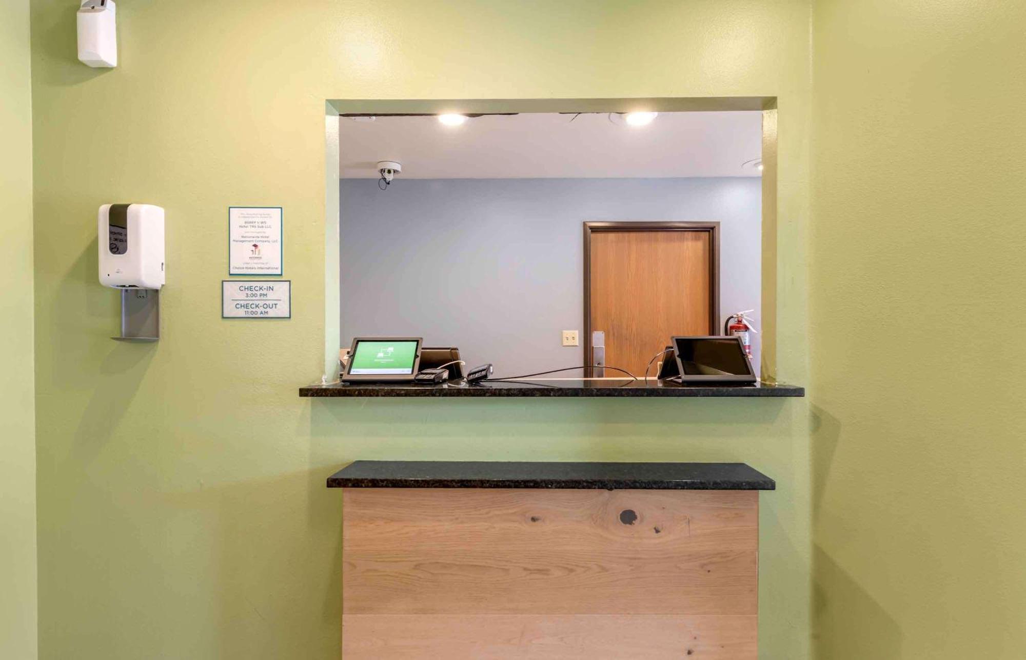 Extended Stay America Select Suites - Orlando - East Esterno foto